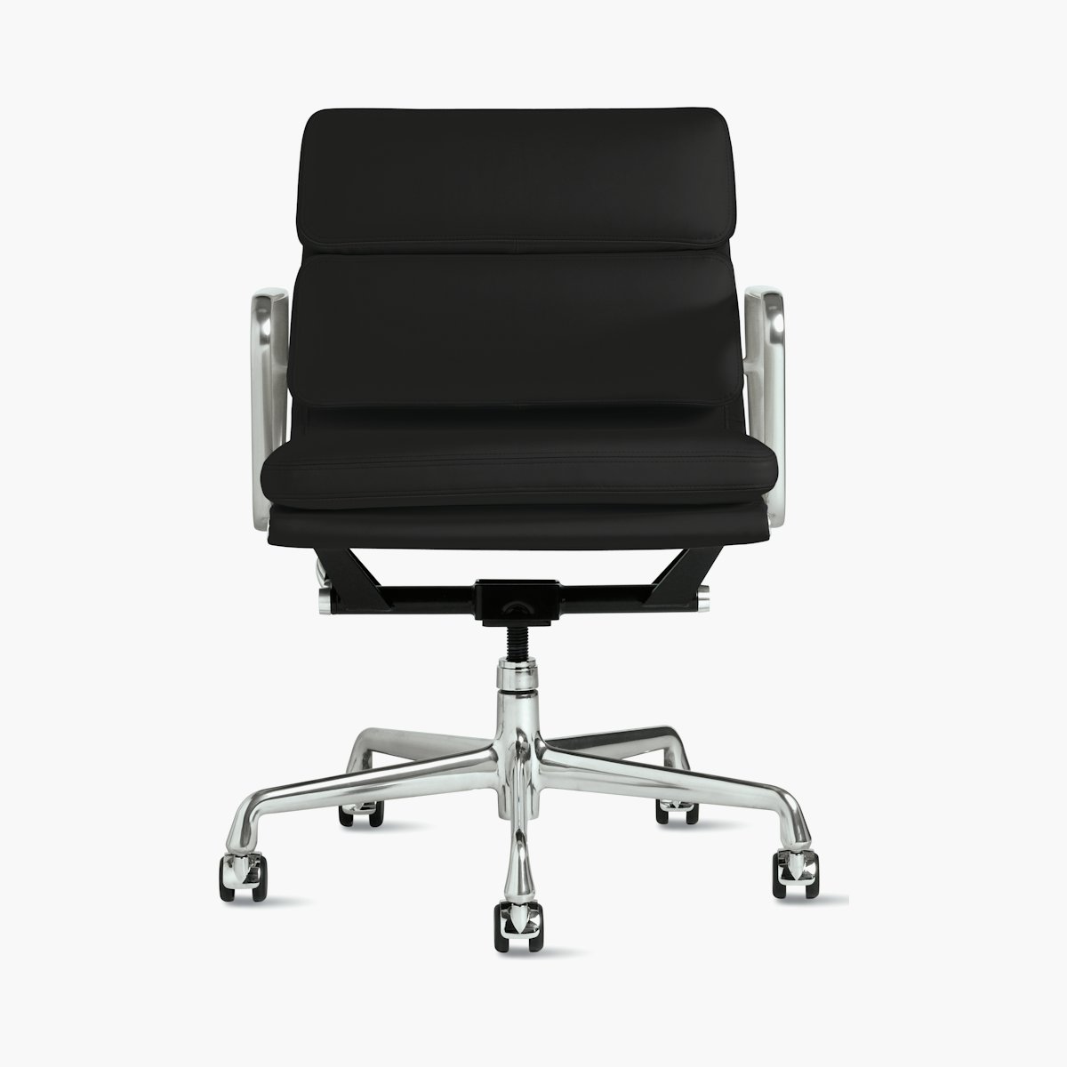 Eames Soft Pad Management Chair